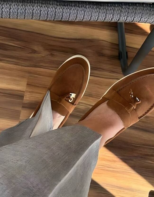 ALAYA – LOAFERS SUEDE