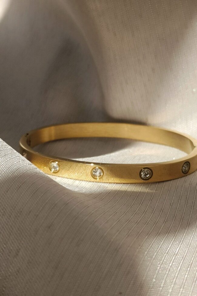 ALAYA - Diamond Love Bracelet