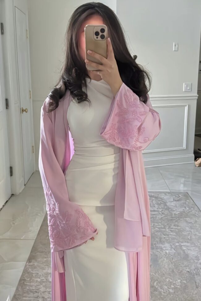 ALAYA - Bestseller Pink Abaya
