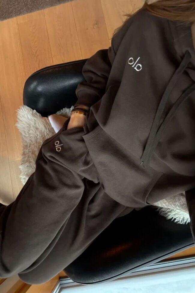 ELEYA - Taupe Jogger Suit